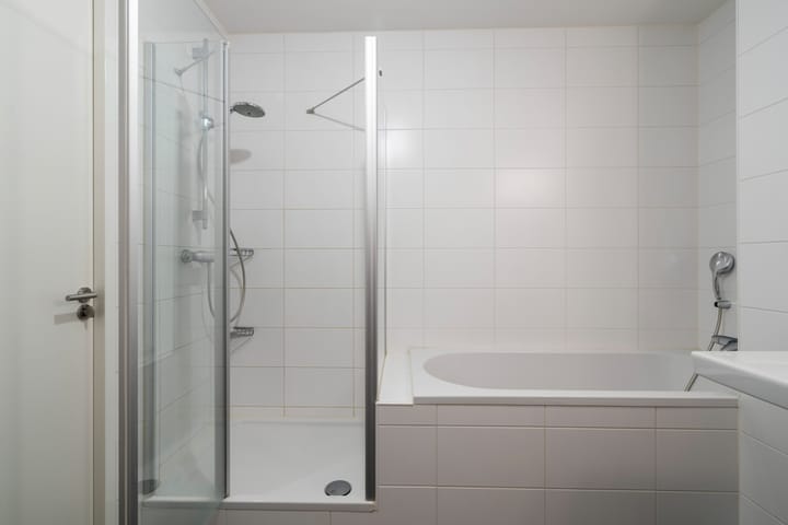 Photo 38 of Anna van Buerenplein 161