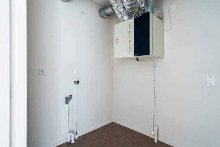 Photo 40 of Anna van Buerenplein 161