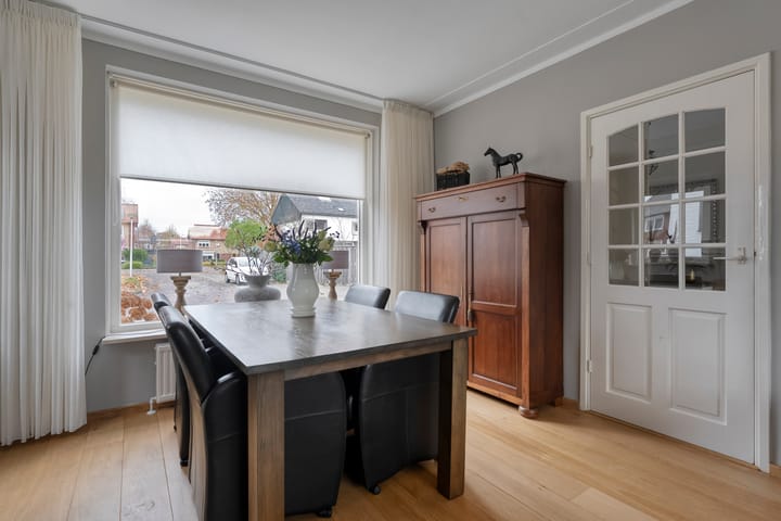 Photo 17 of Trompstraat 20