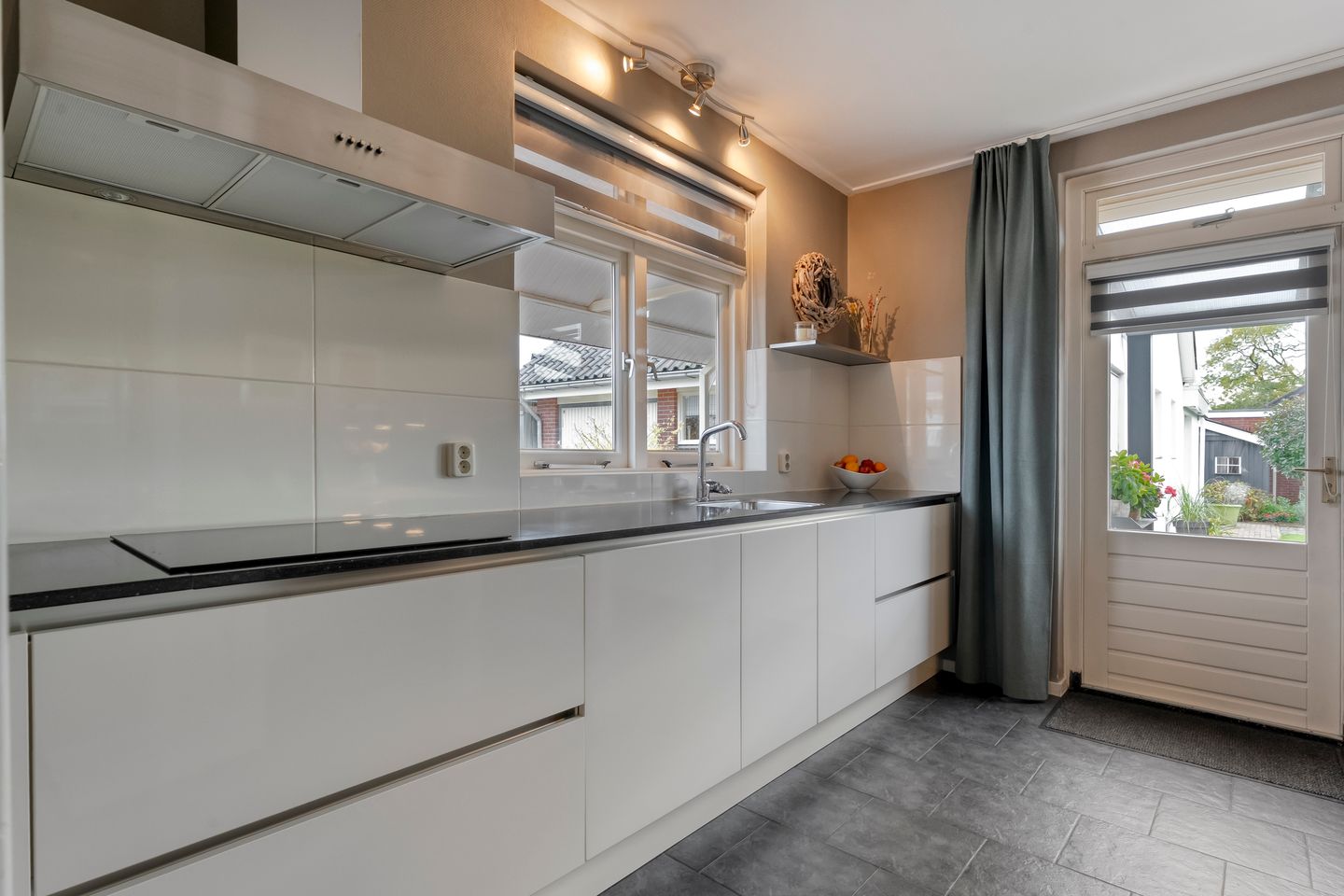 Foto 20 van Trompstraat 20