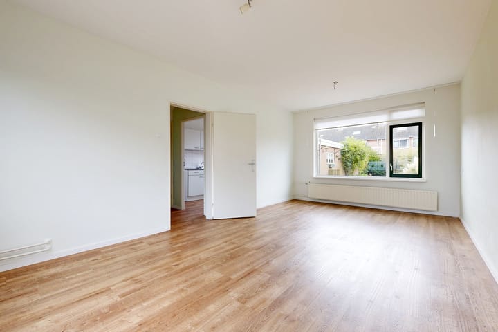 Photo 2 of Prins Johan Frisostraat 19