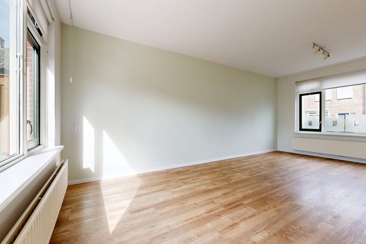 Photo 16 of Prins Johan Frisostraat 19