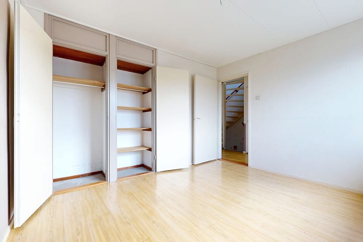 Photo 28 of Prins Johan Frisostraat 19