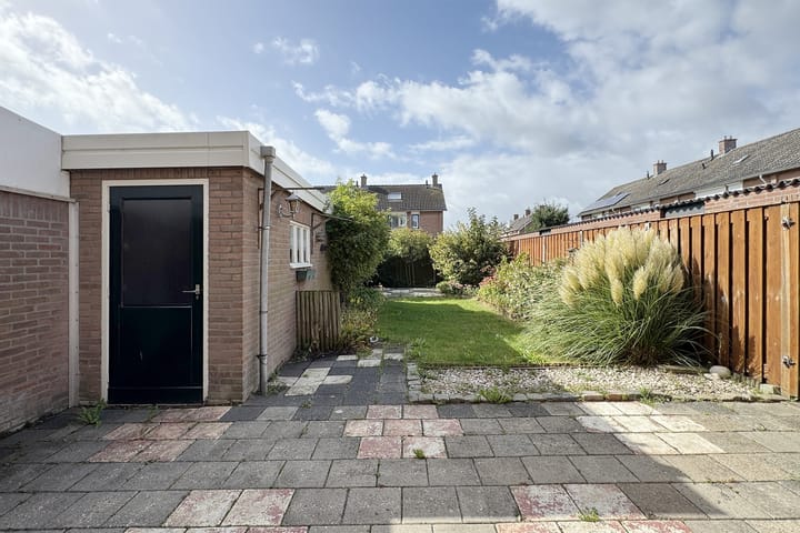 Photo 47 of Prins Johan Frisostraat 19