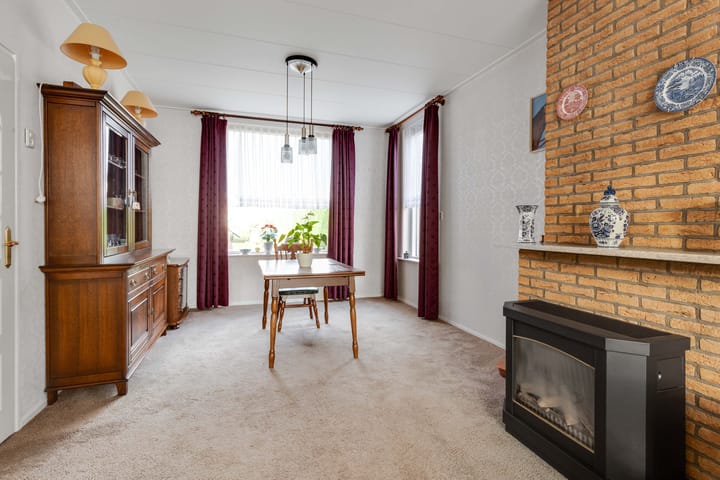 Foto 17 van Zuiderzeestraatweg Oost 72