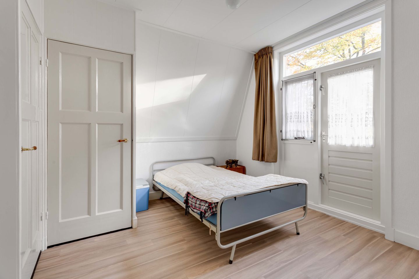 Foto 29 van Zuiderzeestraatweg Oost 72