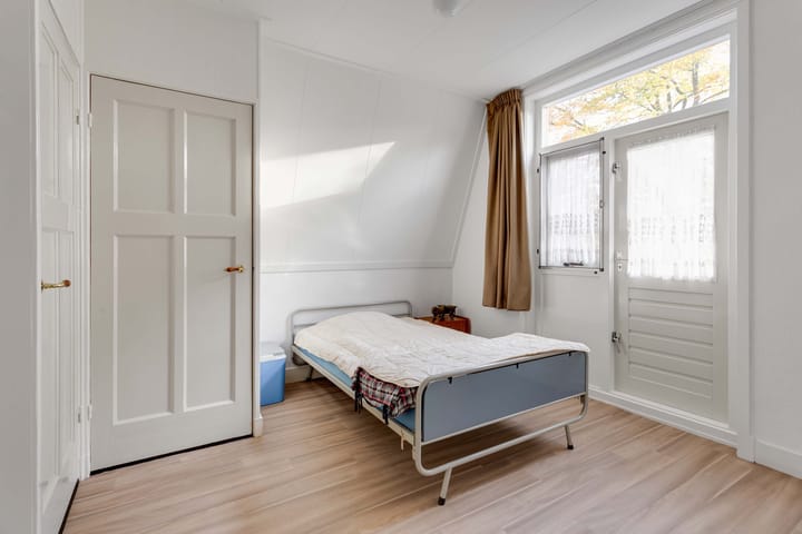 Foto 29 van Zuiderzeestraatweg Oost 72