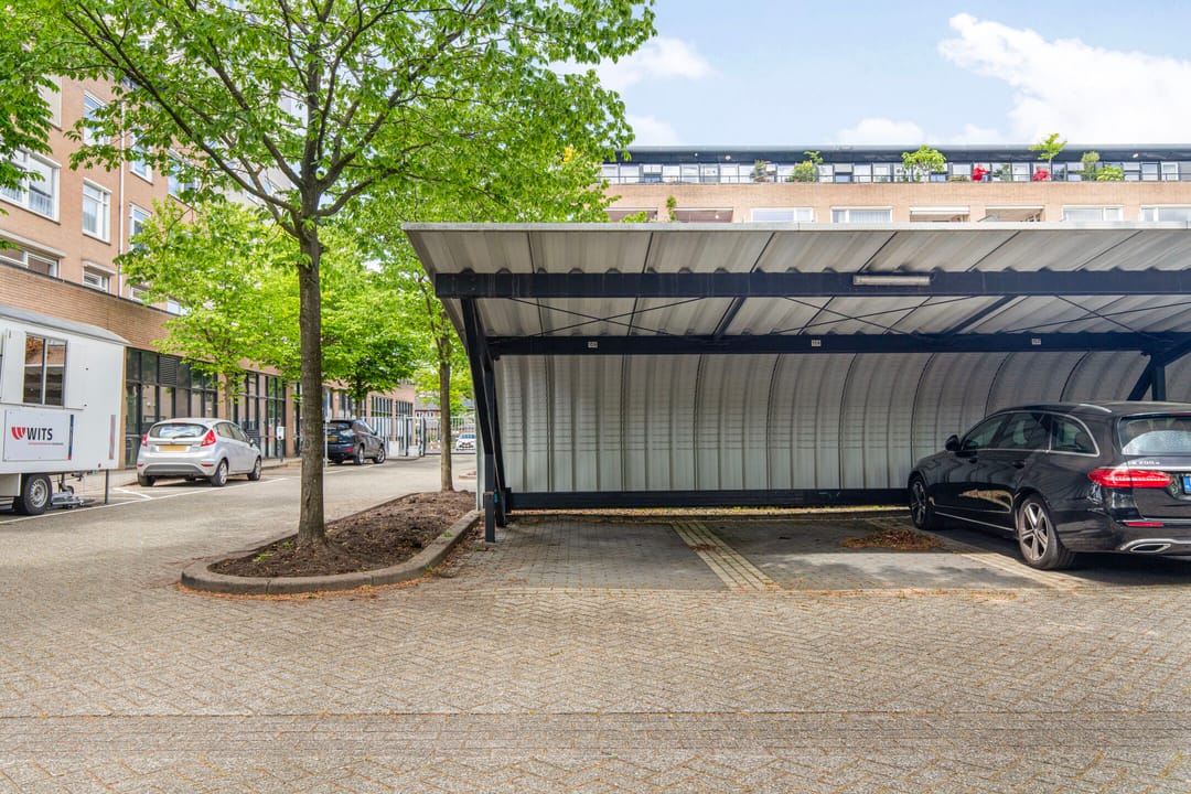 Foto 47 van Pettelaarseweg 180-G