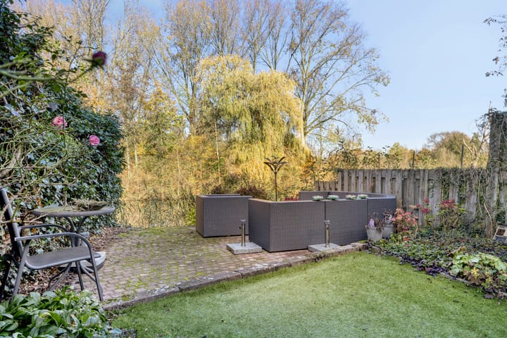 Photo 21 of Koewei 93