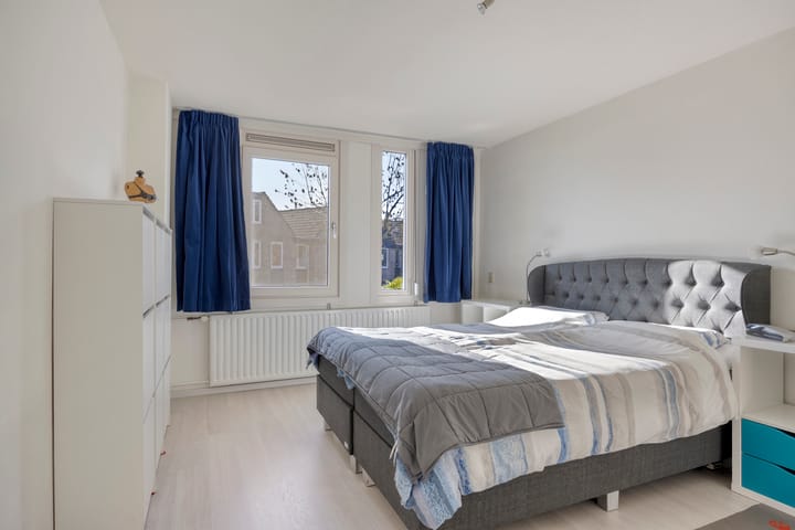 Photo 35 of Koewei 93