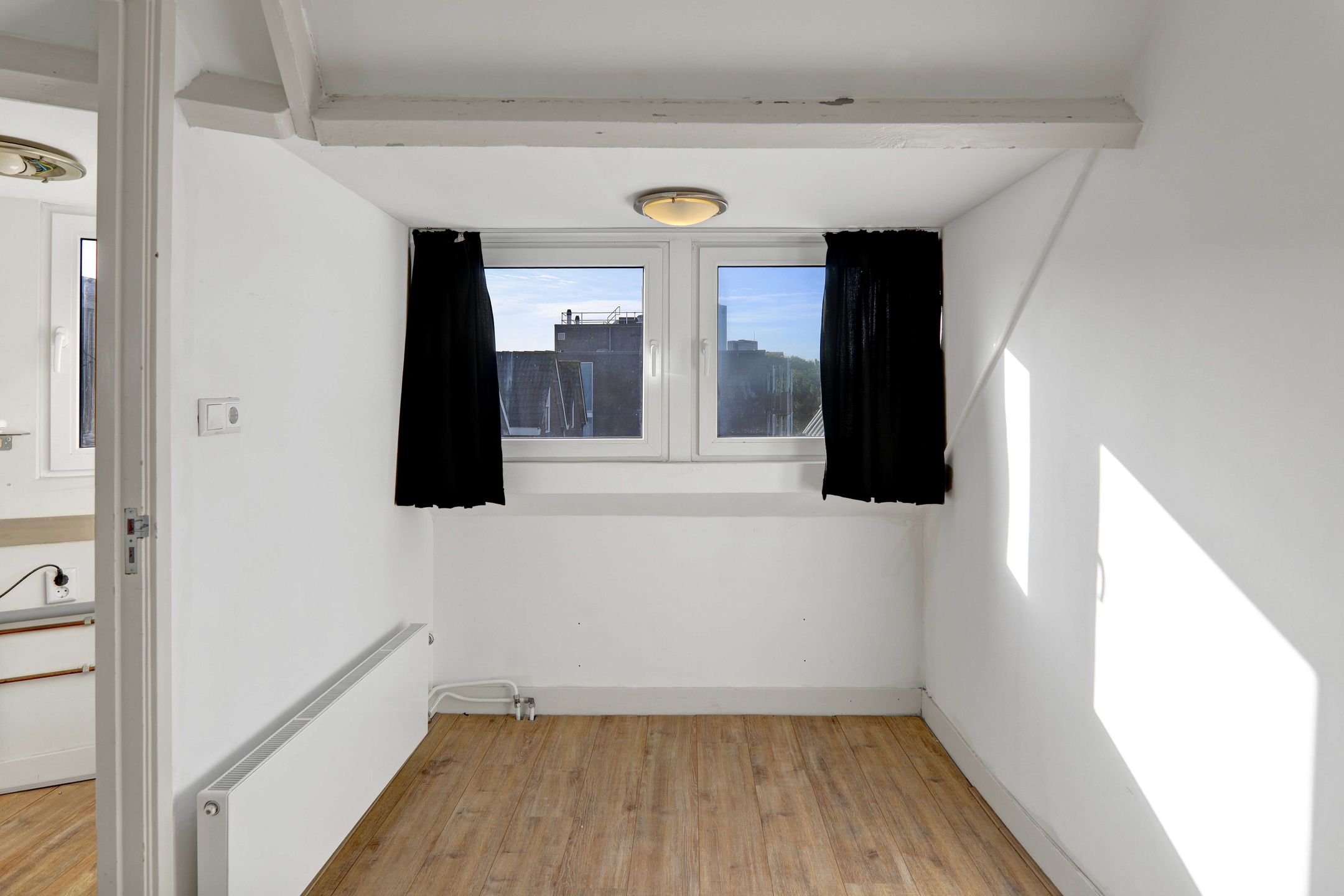 Photo 21 of Zwart Janstraat 4-A