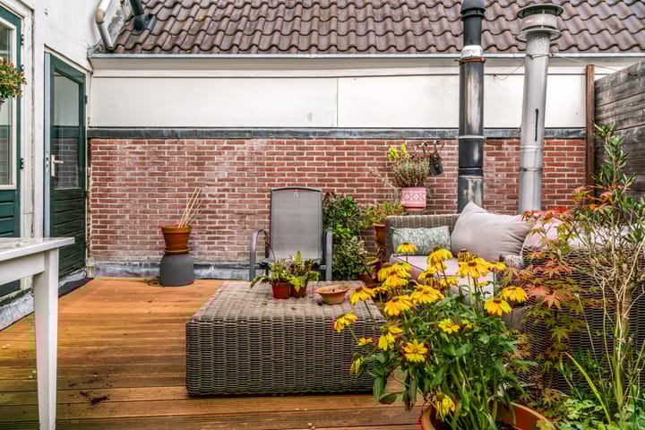 Photo 23 of Voorstraat 13