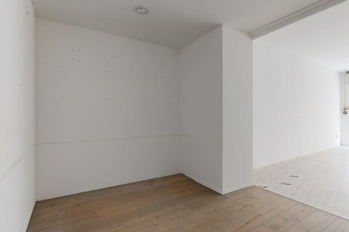 Photo 28 of Voorstraat 13