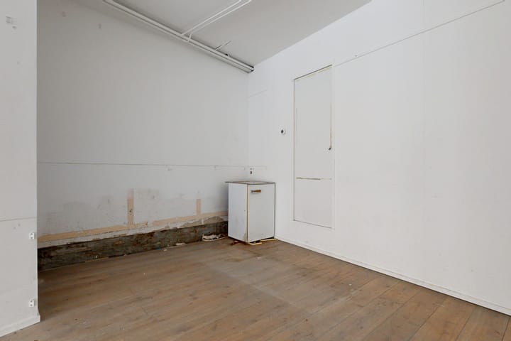 Photo 29 of Voorstraat 13