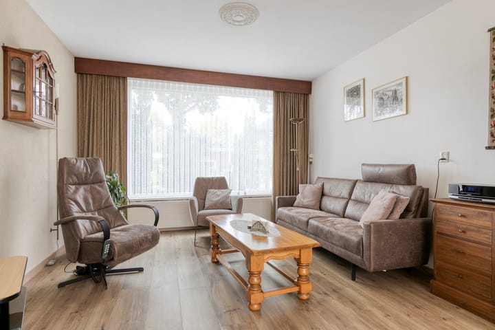 Photo 2 of Westerholtstraat 17