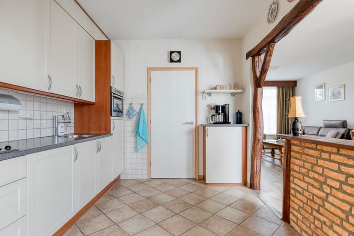 Photo 3 of Westerholtstraat 17