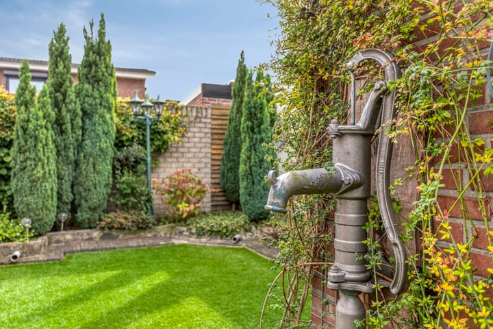 Foto 40 van Westerholtstraat 17