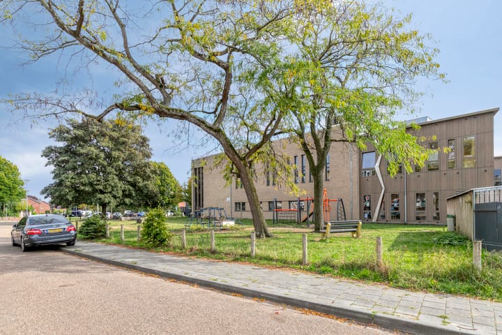 Foto 44 van Westerholtstraat 17