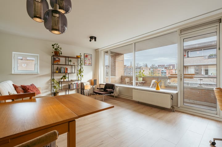 Photo 2 of H.J.M. Walenkampstraat 45