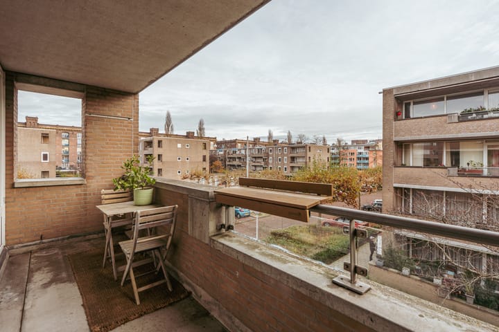 Photo 12 of H.J.M. Walenkampstraat 45