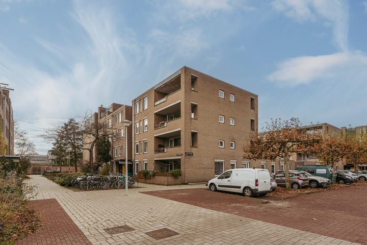 Photo 28 of H.J.M. Walenkampstraat 45