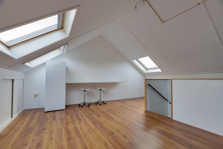 Foto 28 van Kamperfoeliehof 5-A