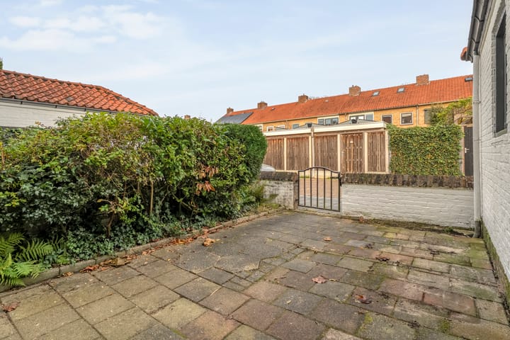 Foto 25 van Geert Grootelaan 25