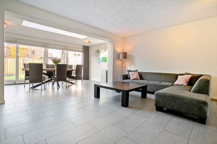 Foto 12 van Reigersbekstraat 28