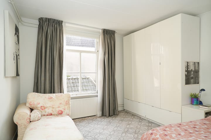 Foto 31 van Tolstraat 21