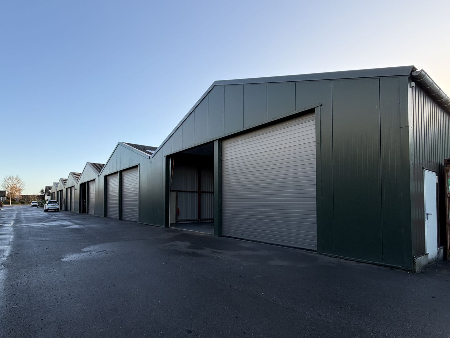 View photo 1 of Mijnsherenweg 34-A