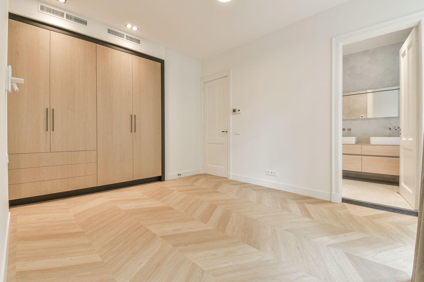 Foto 19 van Van Breestraat 190-H