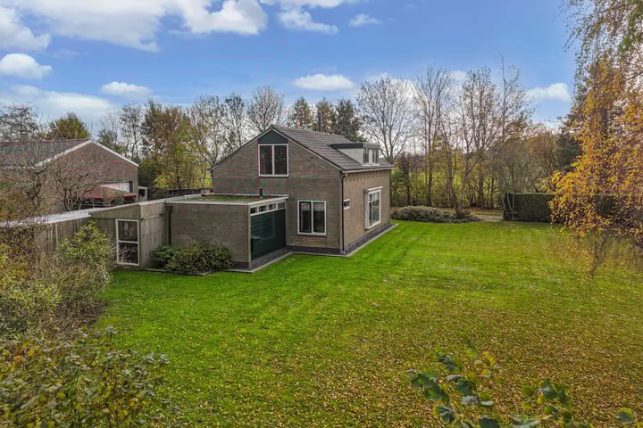 Photo 40 of Blokzijlerdwarsweg 11