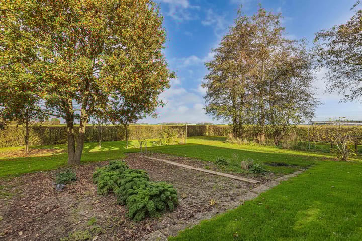 Photo 37 of Blokzijlerdwarsweg 11