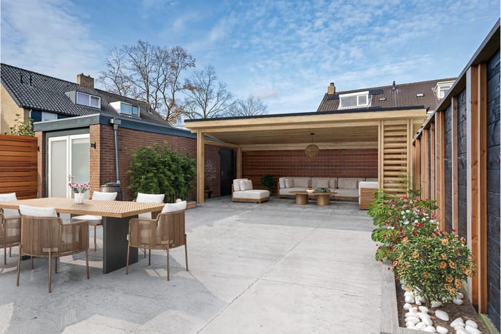 Photo 3 of Laarderweg 36