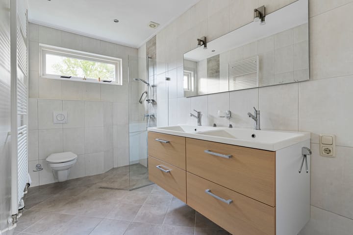 Photo 67 of Holterweg 98