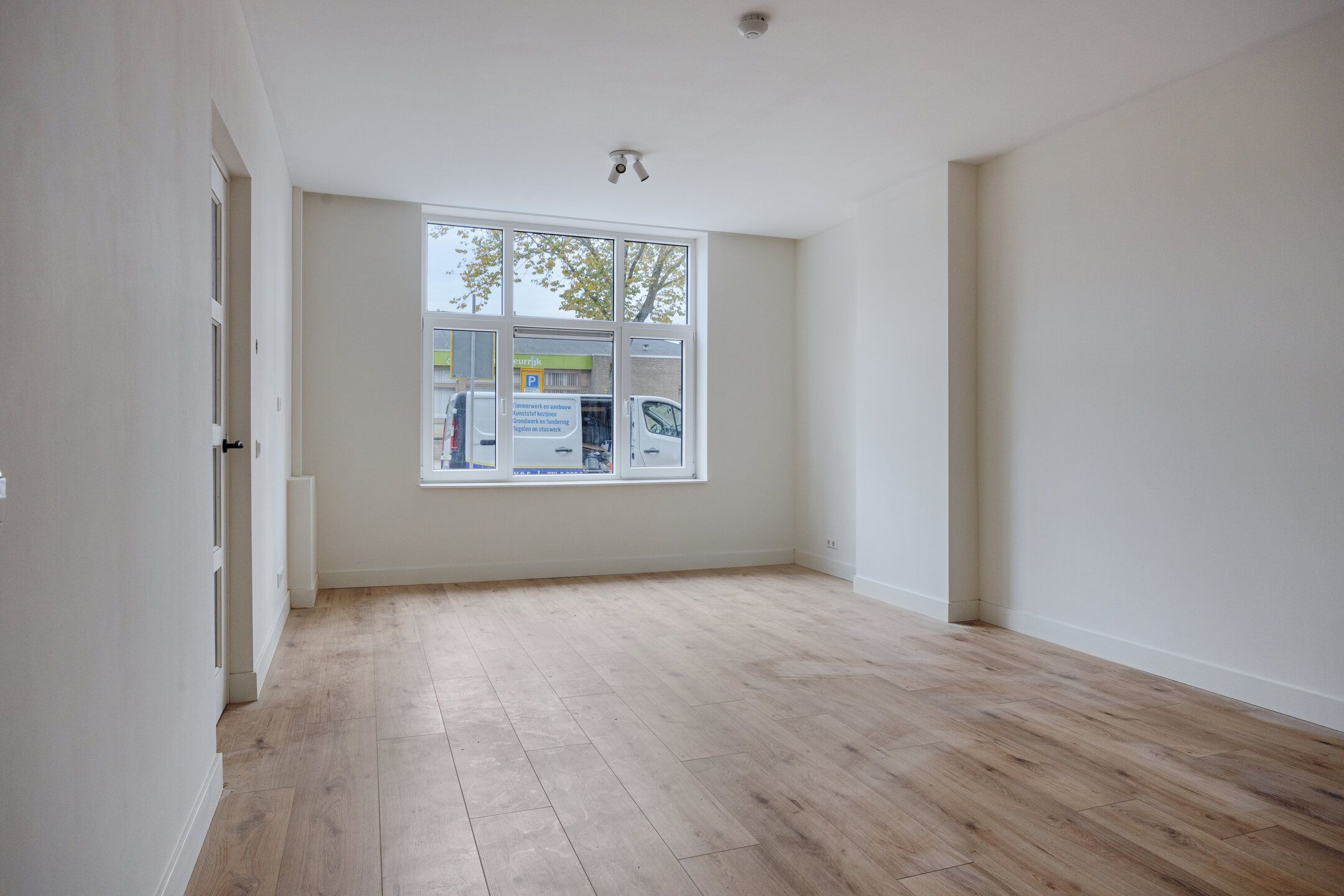 Photo 6 of Westfrankelandsestraat 87-A