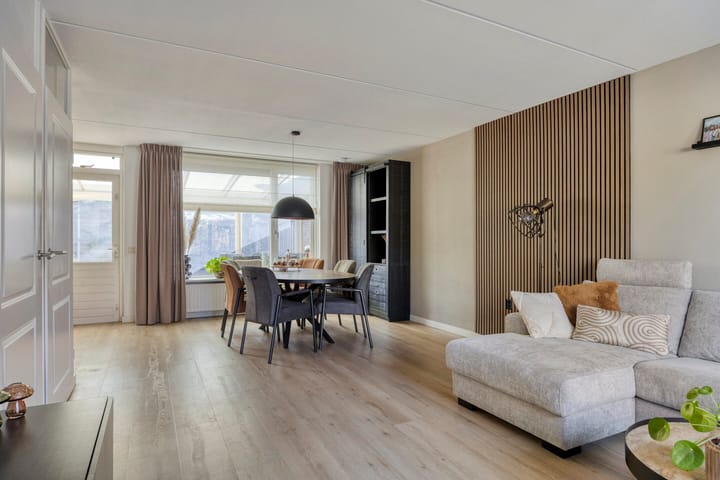 Foto 8 van Molenstraat 139