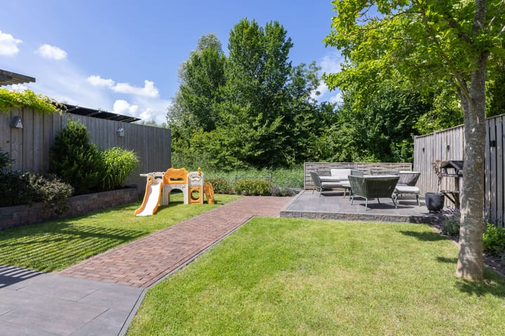 Photo 36 of John Raedeckerhof 13