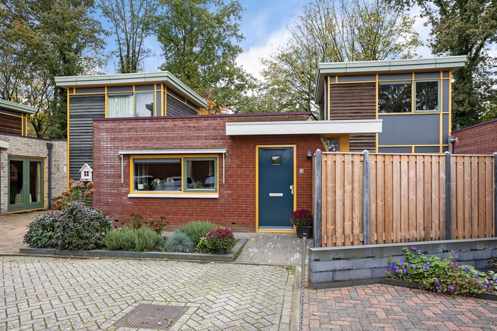 Photo 1 of Vosackers 34