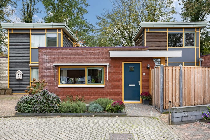 Photo 2 of Vosackers 34