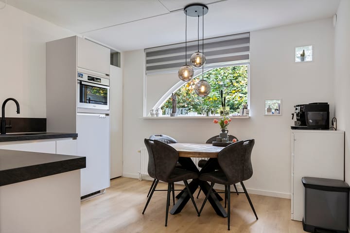 Photo 13 of Vosackers 34