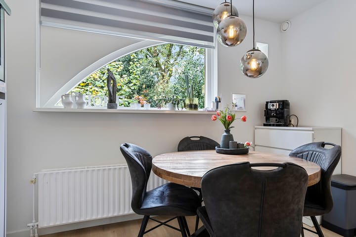 Photo 16 of Vosackers 34