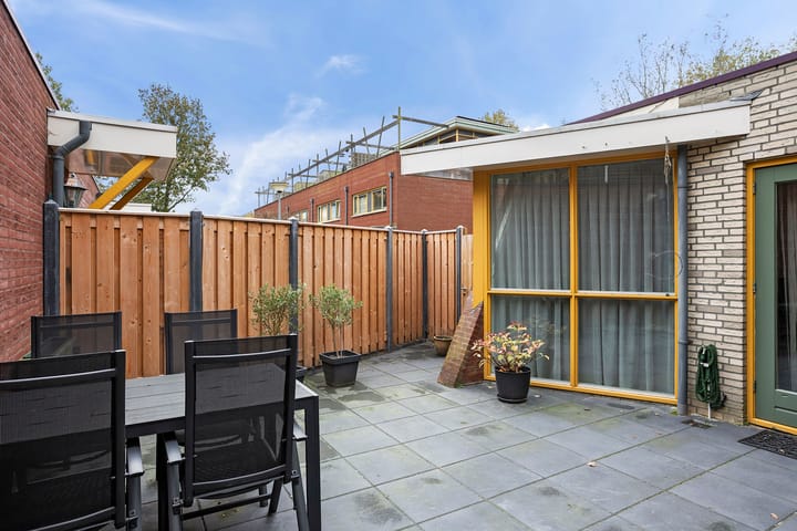 Photo 32 of Vosackers 34