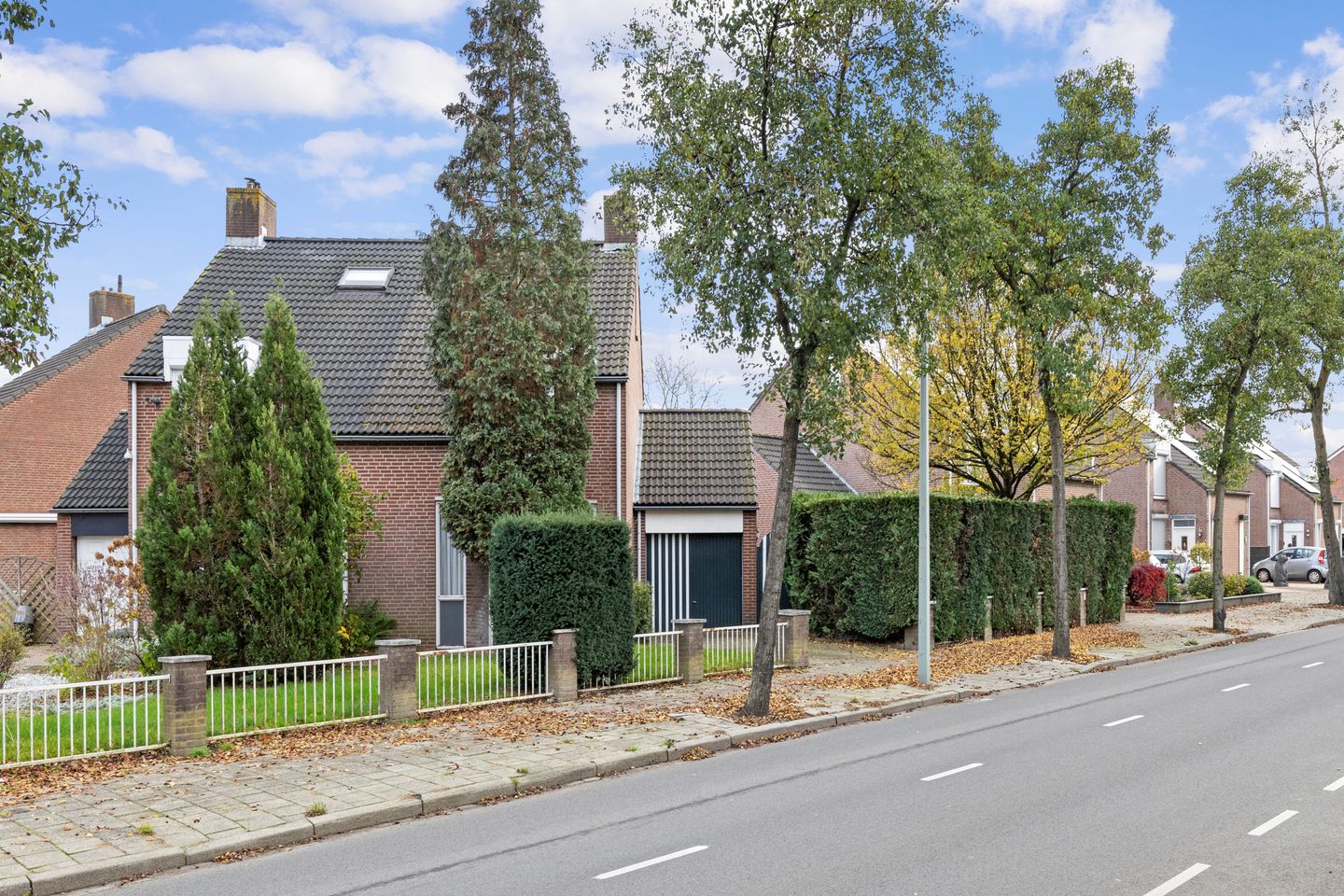 Photo 44 of Mgr. Hanssenlaan 3