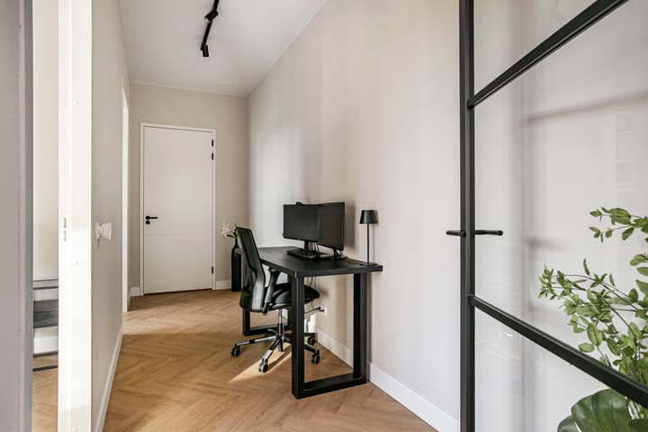 Photo 13 of Madridstraat 190