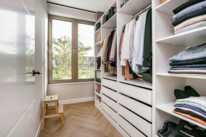 Photo 16 of Madridstraat 190