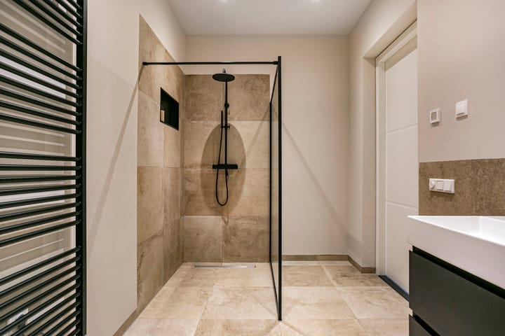 Photo 18 of Madridstraat 190