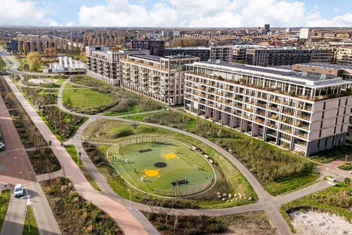 Photo 32 of Madridstraat 190