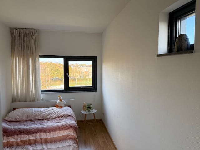 Photo 37 of Markkant 86