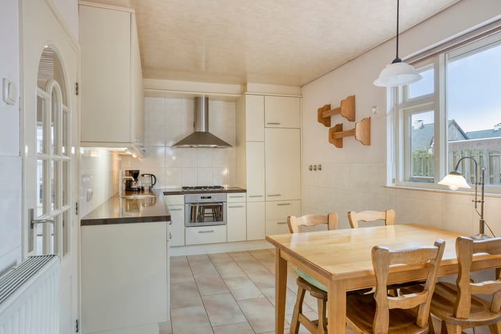 Photo 9 of Scholtinkstraat 189